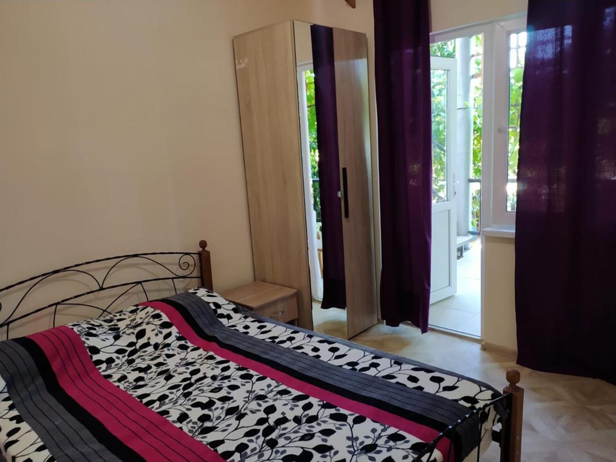 Inzhir Guest House New Athos 外观 照片